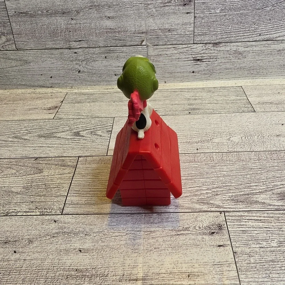 McDonald's 2015 The Peanuts Movie Flying Ace Snoopy